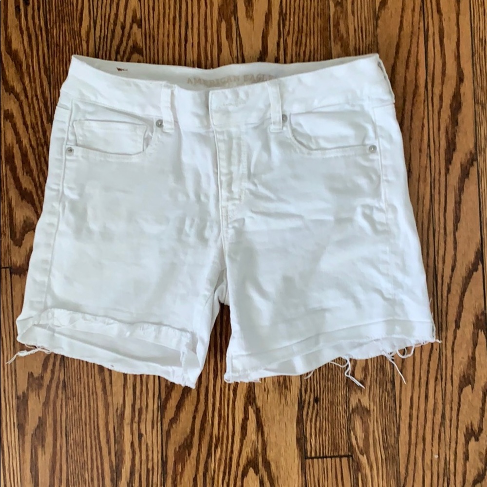 AE White denim shorts
